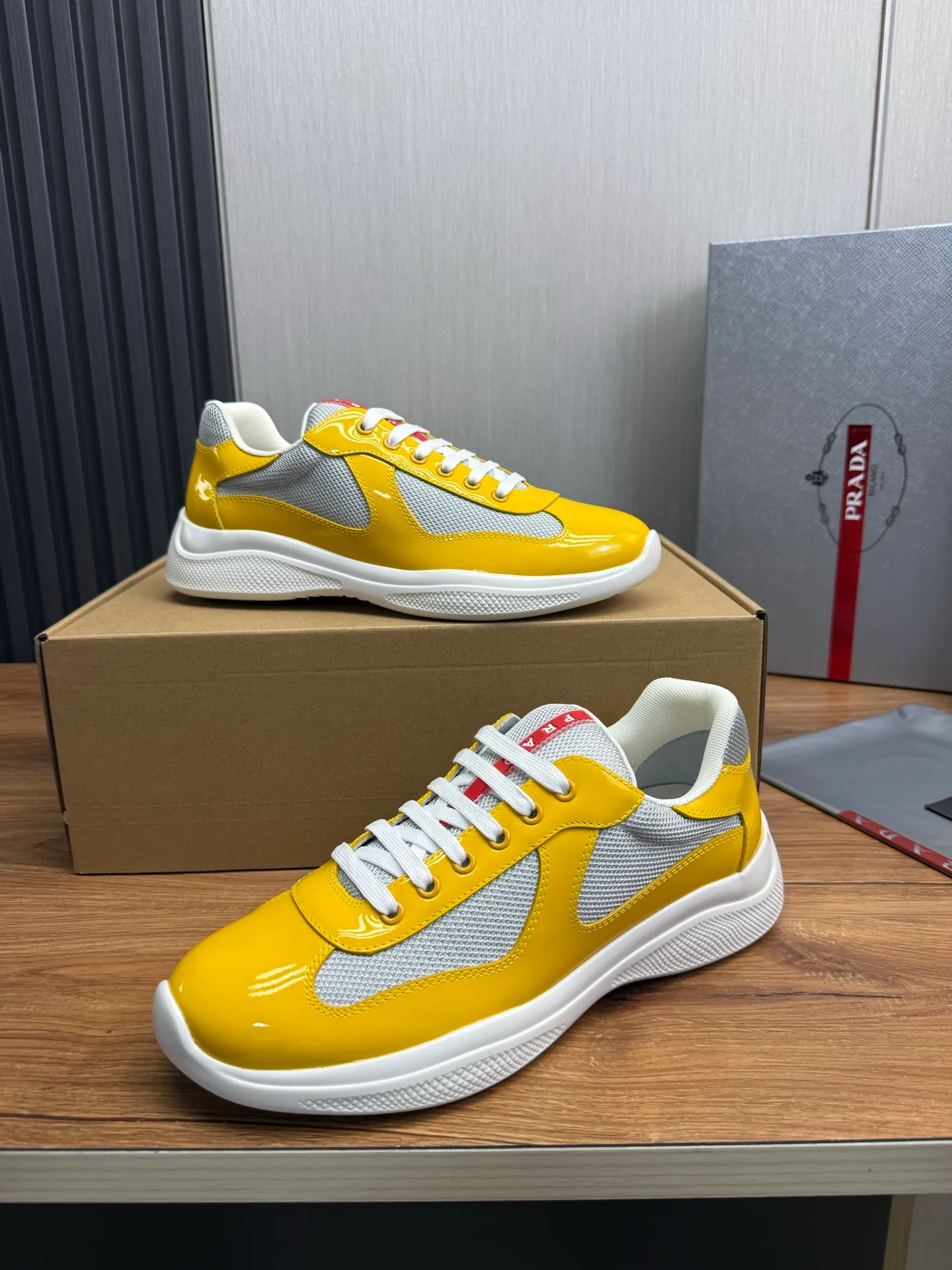 Men's shoes 640💰 [PRADA] Hot selling items🔥Must be recommended every day~~ Official website synchronized, 1:1 high quality shipments✔️ Imported cowhide fabric, rubber material + cowhide lining, original bottom, high-end airplane box packaging🎁 38-45 (38.45 custom-made, non-returnable)